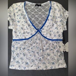 Coquette V-neck Lacy Floral Top